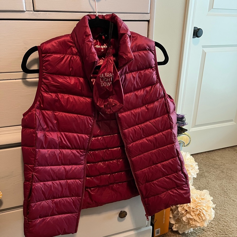Maroon puffer vest